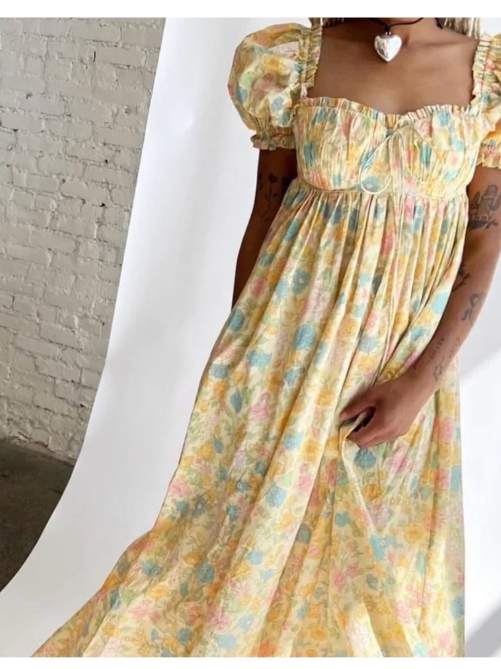 Selkie Hans Christian Anderson Seashell Gown Medium